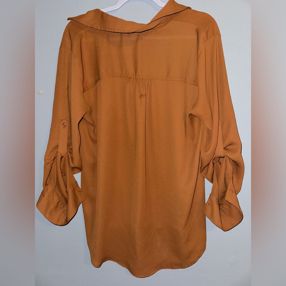 Maurice’s button down - Picture 2 of 3
